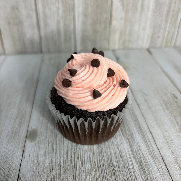 Raspberry filled Cupcakes