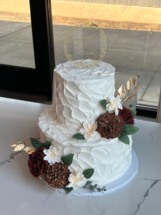 2 tier wedding cake rustic theme
