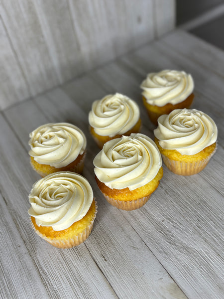 single color white roses cupcakes